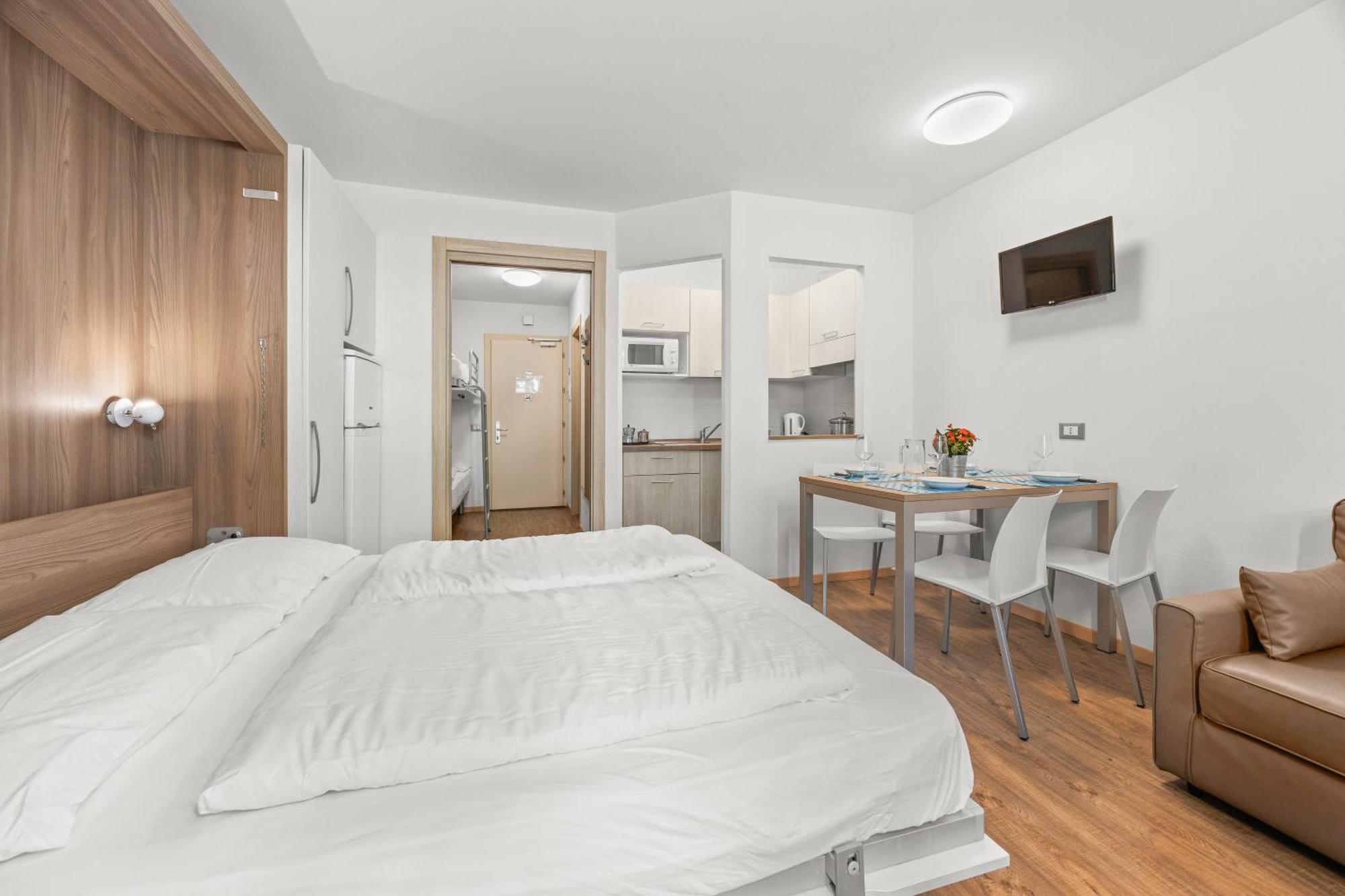 Aparthotel Des Alpes Cavalese Chambre photo
