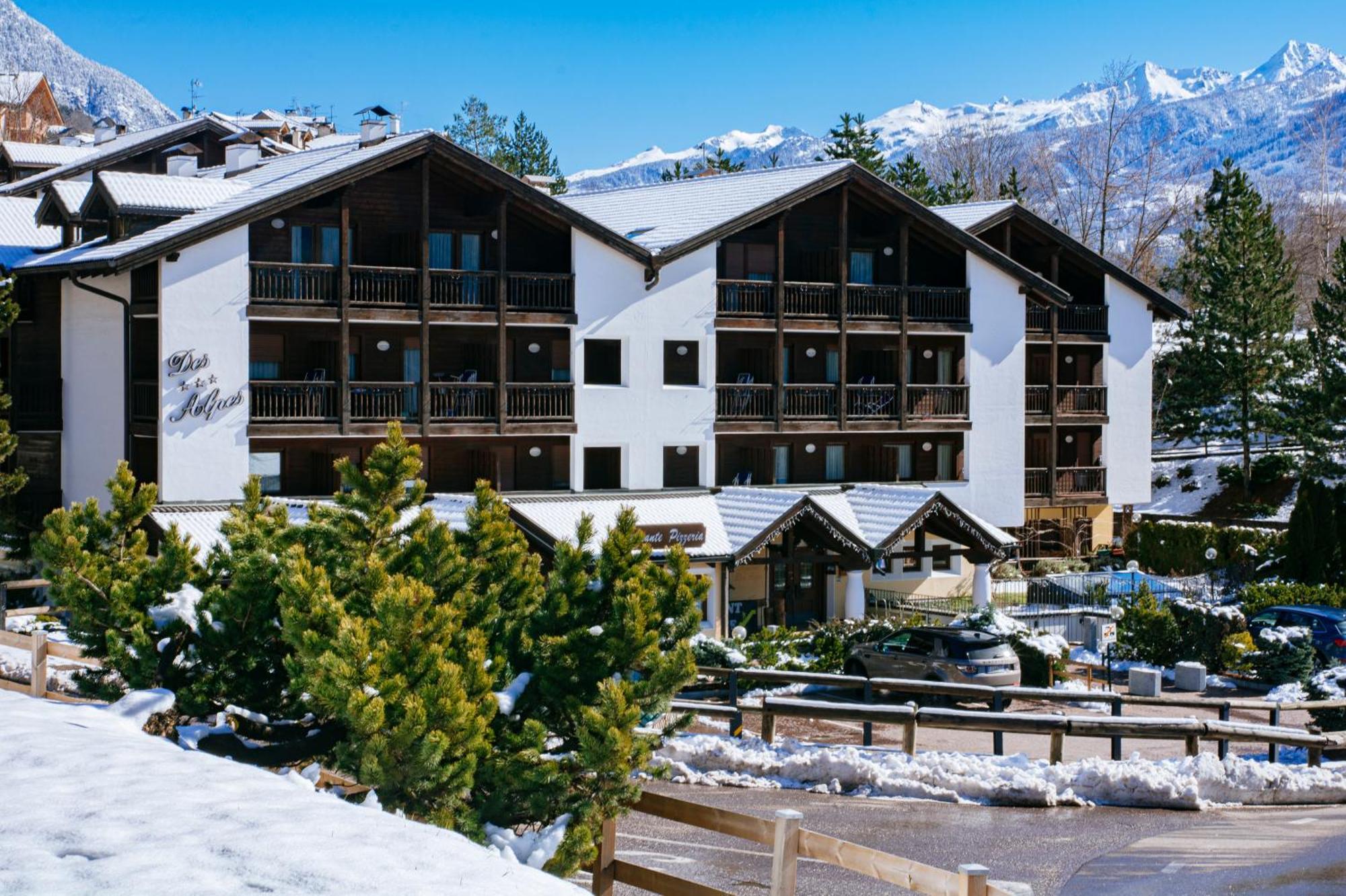 Aparthotel Des Alpes Cavalese Extérieur photo